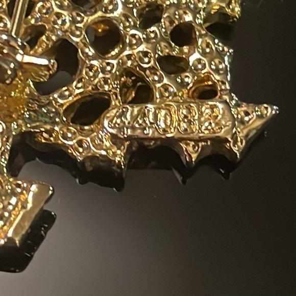 Brooch - Picture 4 of 5